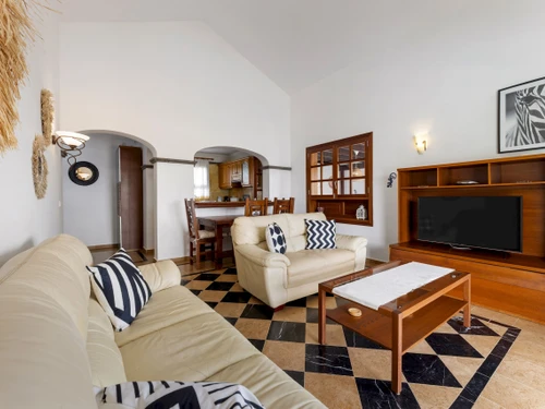 Villa Playa Blanca, 2 dormitorios, 4 personas - photo_1011982690138