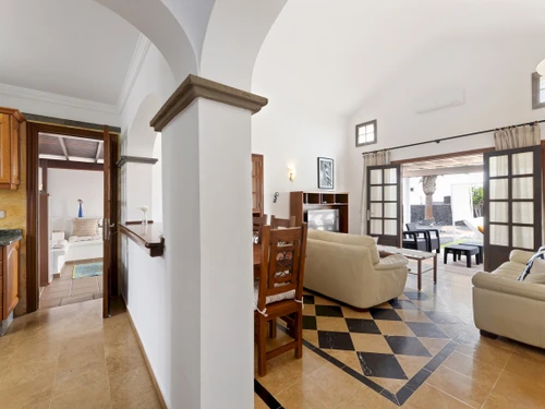 Villa Playa Blanca, 2 dormitorios, 4 personas - photo_1011982690138