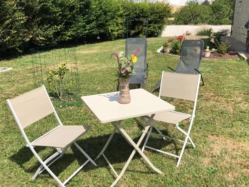 Gîte Bellenaves, 2 pièces, 2 personnes - photo_1011984429579