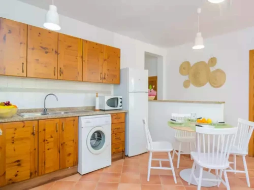 Apartment Campos, 2 bedrooms, 4 persons - photo_1011985569971