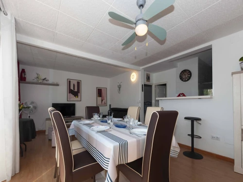 Apartment Roses, 2 bedrooms, 6 persons - photo_1011985591267