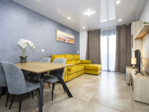 Apartamento Torrevieja, 1 dormitorio, 4 personas - photo_1011990299205