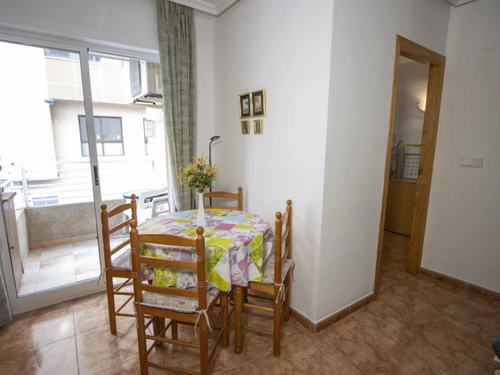 Ferienwohnung Torrevieja, 2 Schlafzimmer, 4 Personen - photo_1011990301133