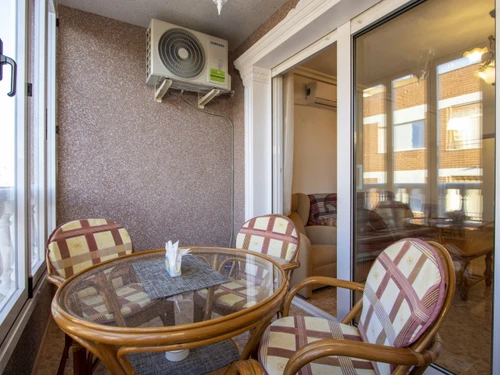 Ferienwohnung Torrevieja, 2 Schlafzimmer, 5 Personen - photo_1011990303348