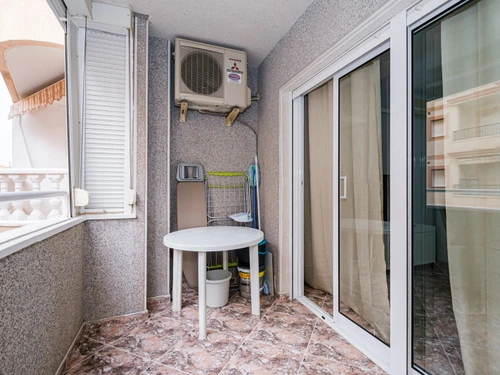 Apartamento Torrevieja, 2 dormitorios, 4 personas - photo_1011990303498