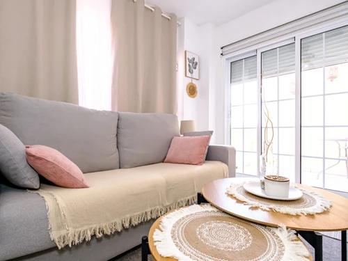 Ferienwohnung Torrevieja, 2 Schlafzimmer, 4 Personen - photo_1011990304883