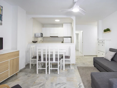 Apartamento Torrevieja, 2 dormitorios, 6 personas - photo_1011990305547