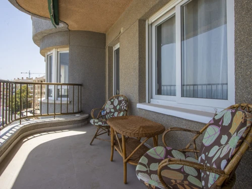 Apartamento Torrevieja, 2 dormitorios, 4 personas - photo_1011990311770