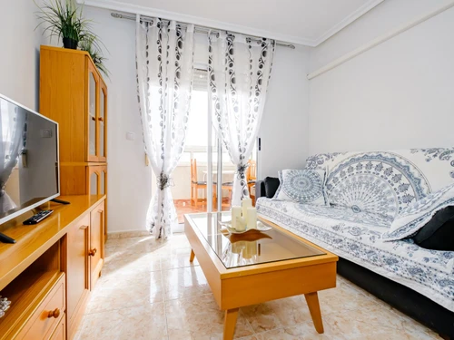 Apartamento Torrevieja, 2 dormitorios, 5 personas - photo_1011990314495