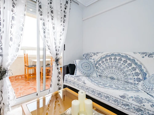 Apartamento Torrevieja, 2 dormitorios, 5 personas - photo_1011990314495