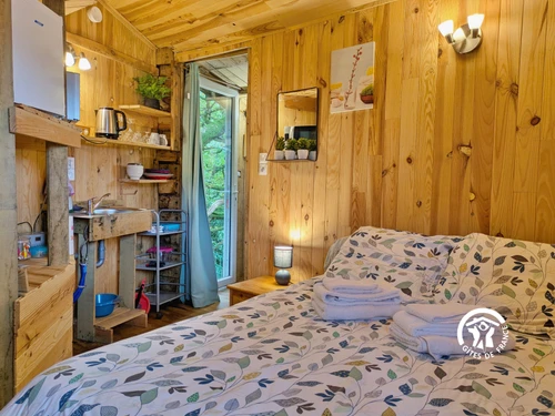 Guestroom Saint-Thomas-de-Courceriers, 1 pièce, 2 personnes - photo_1011318158371