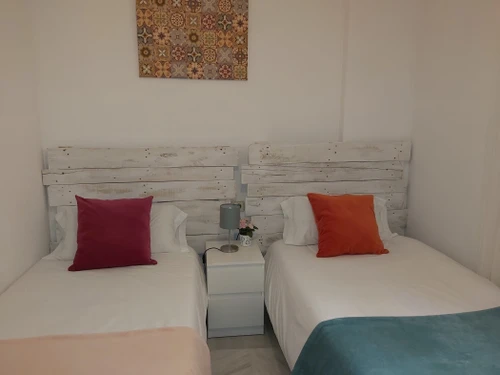 Apartamento Sevilla, 2 dormitorios, 4 personas - photo_1011975305951