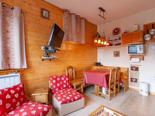 Apartment Les Allues-Méribel, 1 bedroom, 5 persons - photo_13775360597