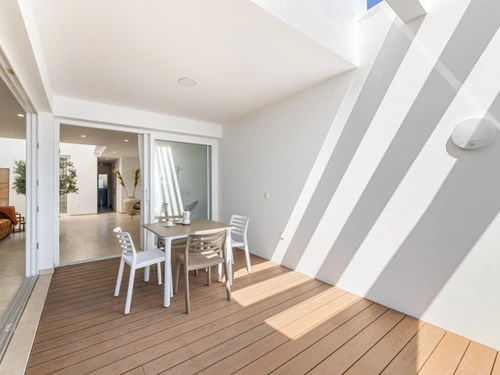 Apartment Arrieta, 2 bedrooms, 4 persons - photo_1011929939918