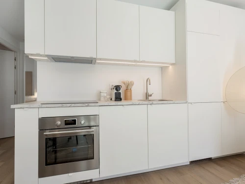 Apartment Madrid, 2 bedrooms, 4 persons - photo_1011998608610