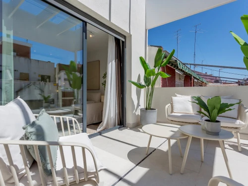 Apartment Madrid, 2 bedrooms, 4 persons - photo_1011998608610