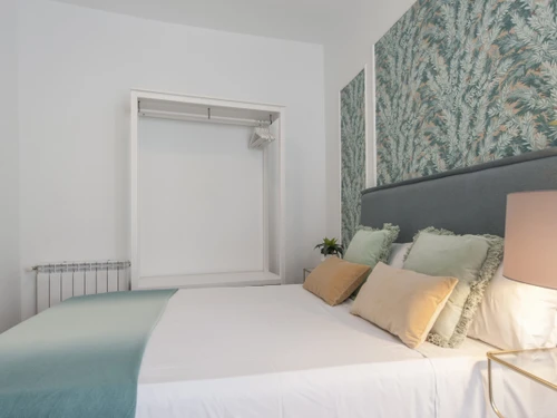 Apartment Madrid, 2 bedrooms, 6 persons - photo_1011773852245