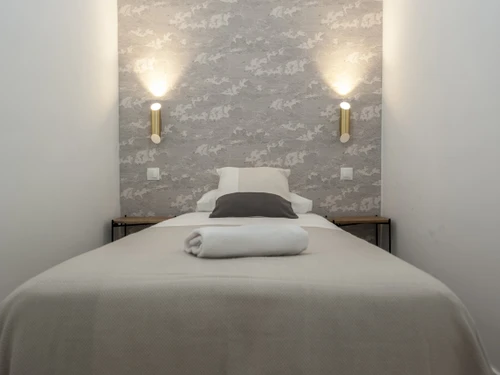 Apartment Madrid, 2 bedrooms, 5 persons - photo_1011773853650