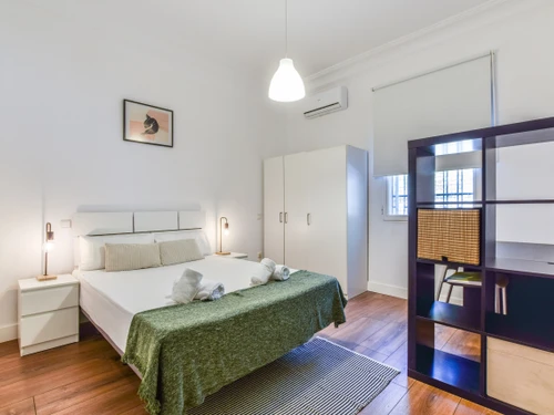 Apartment Madrid, 4 bedrooms, 8 persons - photo_1011773854825