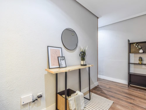 Apartment Madrid, 4 bedrooms, 8 persons - photo_1011773854825