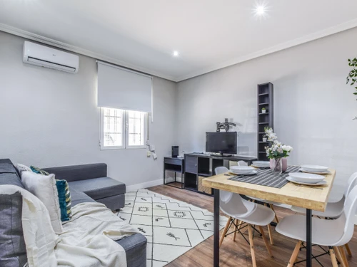 Apartment Madrid, 4 bedrooms, 8 persons - photo_1011773854825