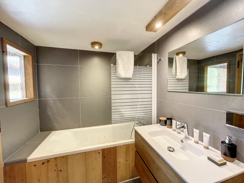 Apartment Les Gets, 3 bedrooms, 8 persons - photo_1011963882477