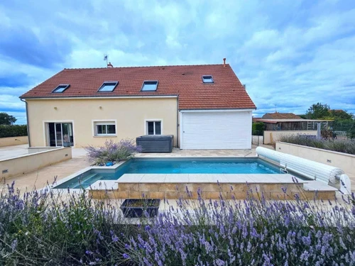 Casa rural Forléans, 5 dormitorios, 12 personas - photo_1011699769987