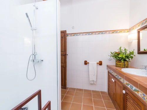 Villa Santa Maria del Camí, 4 pièces, 6 personnes - photo_1012010438618