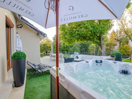 Gite Buxeuil, 4 bedrooms, 10 persons - photo_1011587638553