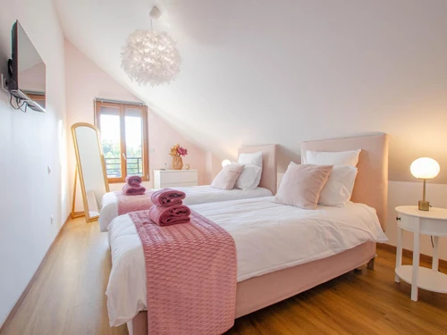 Gite Buxeuil, 4 bedrooms, 10 persons - photo_1011587638553