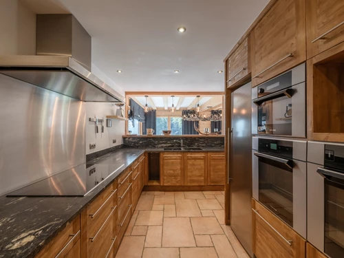 Chalet Morzine, 4 bedrooms, 14 persons - photo_19749630874