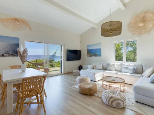 Villa Bormes-les-Mimosas, 7 bedrooms, 12 persons - photo_1011920071431