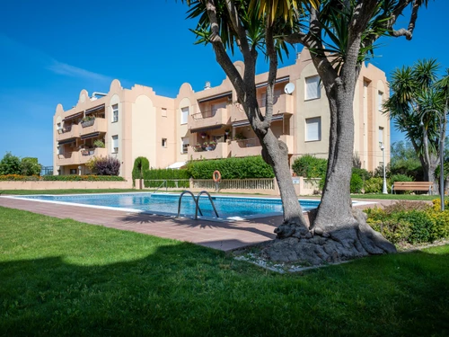 Apartment Torredembarra, 3 bedrooms, 6 persons - photo_18448265131