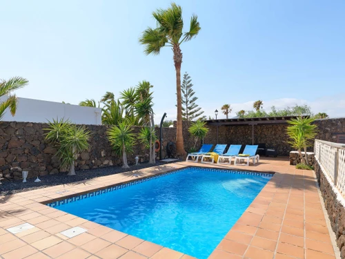 Villa Puerto del Carmen, 2 Schlafzimmer, 4 Personen - photo_1011874641210