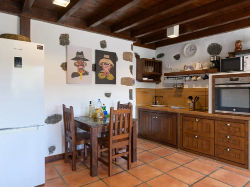 Apartment Masdache, 2 bedrooms, 3 persons - photo_1011865699458