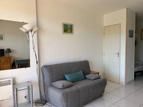 Apartment Bormes-les-Mimosas, studio flat, 3 persons - photo_1012022092002