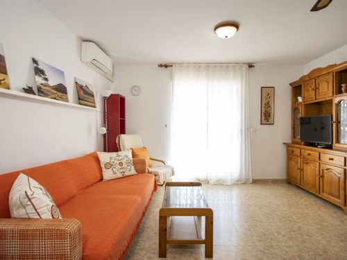 Apartamento Torrevieja, 2 dormitorios, 5 personas - photo_1011990285297