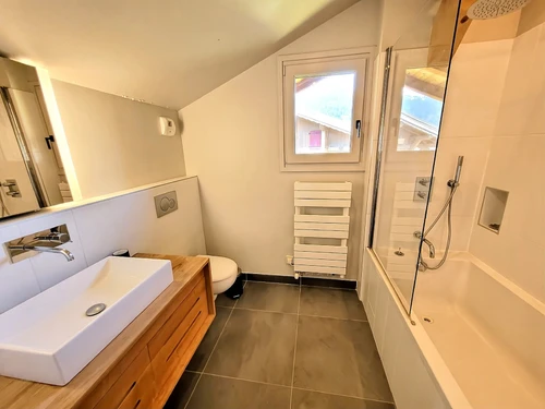 Chalet Les Gets, 6 bedrooms, 12 persons - photo_1011650489393