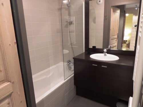 Apartment Les Gets, 2 bedrooms, 5 persons - photo_15753478773