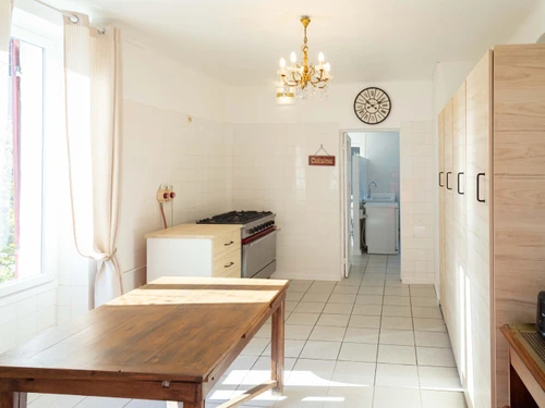 Gîte Moux-en-Morvan, 8 pièces, 15 personnes - photo_1011695329603