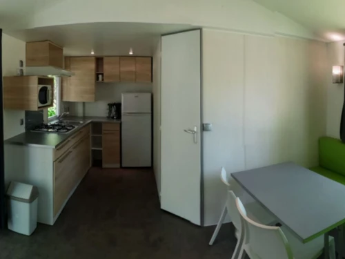 Camping Collias, 2 bedrooms, 2 persons - photo_1012018787806