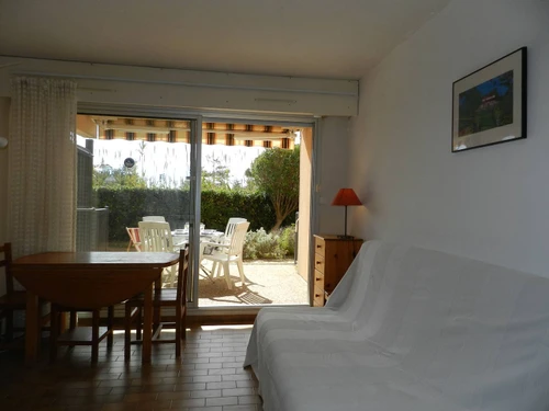 Apartment Bormes-les-Mimosas, studio flat, 4 persons - photo_1012027478770