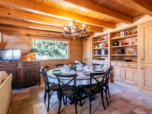Chalet Morzine, 5 bedrooms, 14 persons - photo_19749630053