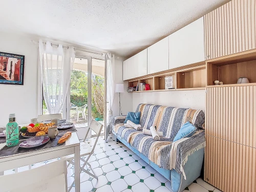 Apartment Saint-Cyr-sur-Mer-Les Lecques, studio flat, 4 persons - photo_2852840963