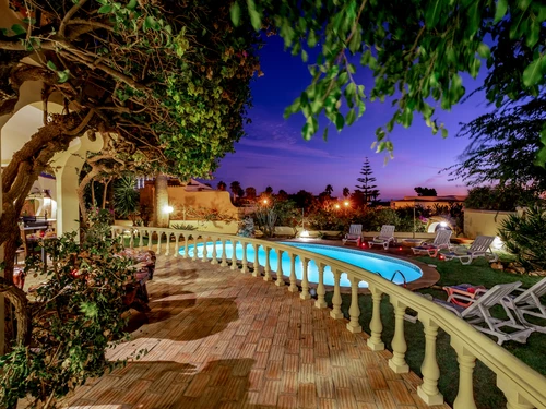 Villa Albufeira, 4 Schlafzimmer, 12 Personen - photo_1011874549460