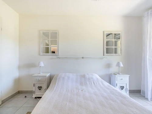 Apartment Fréjus, 2 bedrooms, 5 persons - photo_15735035024