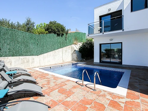 Villa Vidreres, 4 bedrooms, 10 persons - photo_19952480526