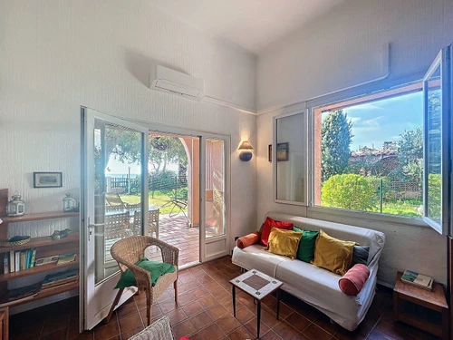 Apartamento Saint-Cyr-sur-Mer, 2 dormitorios, 5 personas - photo_1012039030606