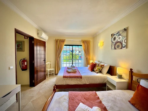 Villa Albufeira, 2 dormitorios, 8 personas - photo_1012041140077