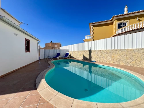 Villa Pêra, 3 dormitorios, 8 personas - photo_1012041146651